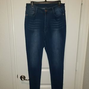 Plus Size Skinny Jeans